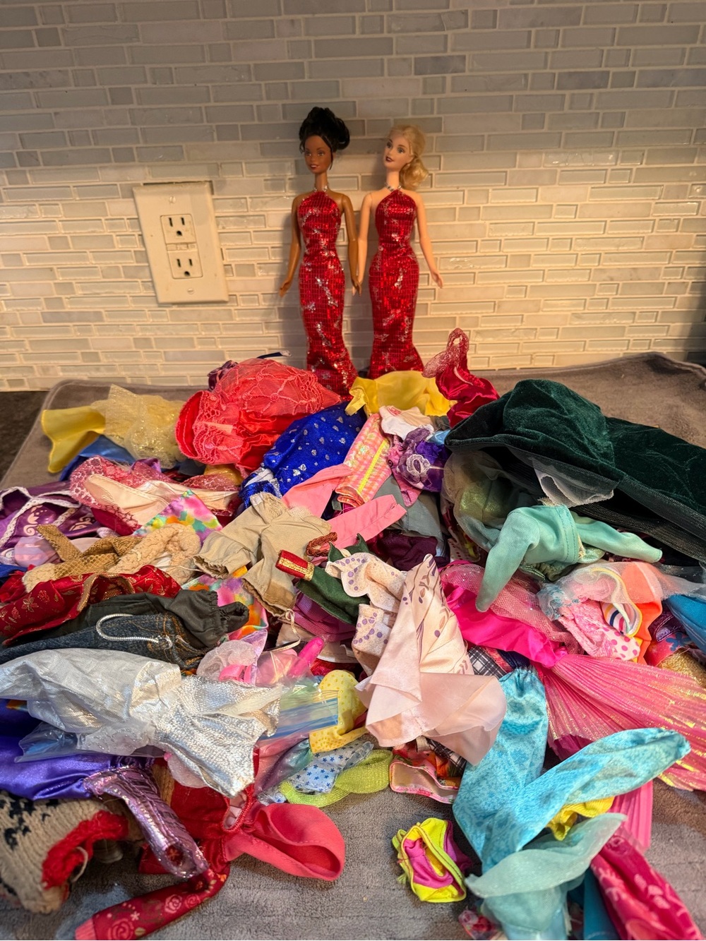 Barbie 2000 And African Barbie 2000 Plus Mixed Lot Of 130 Items